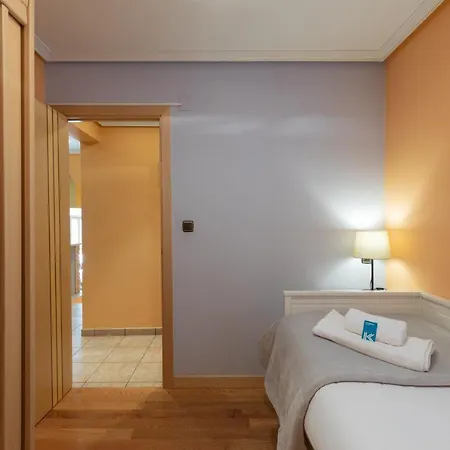 Saturraran - Baskeyrentals شقة *